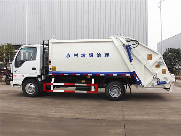 慶鈴壓縮式垃圾車