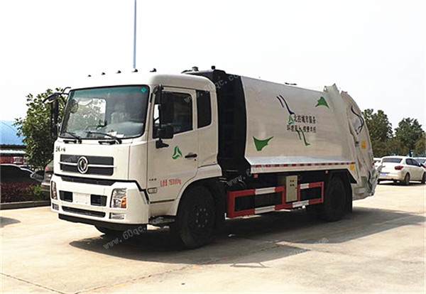 國五東風(fēng)天錦壓縮式垃圾車