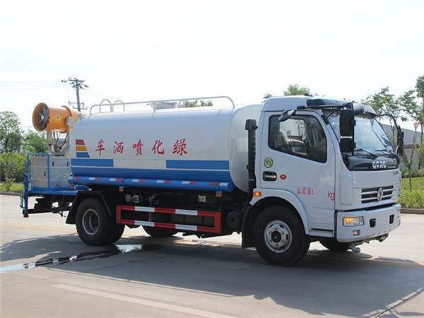 東風多利卡D7霧炮車