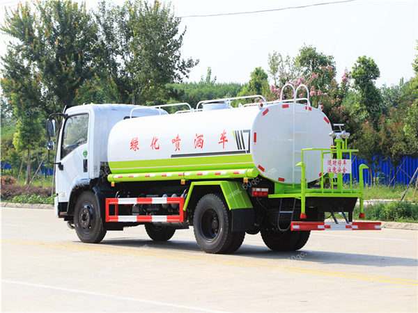 東風福瑞卡9噸灑水車