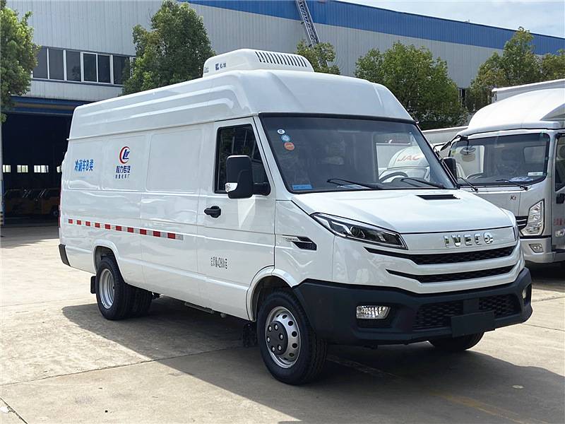 依維柯面包冷藏車