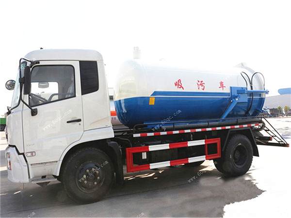 東風(fēng)天錦吸污車(chē)