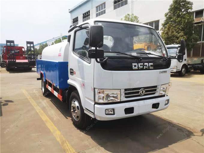 東風(fēng)多利卡D6高壓清洗車