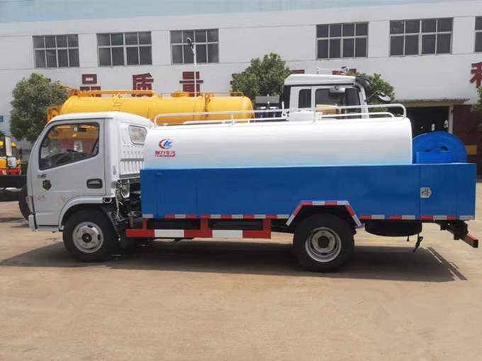 東風(fēng)多利卡D6高壓清洗車