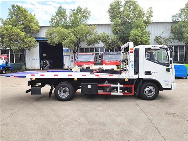 福田歐馬可S3一拖二國(guó)六藍(lán)牌清障車
